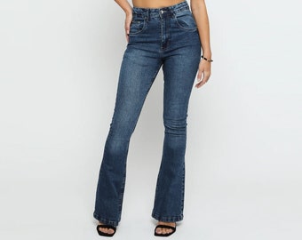 Jeans für Frauen ausgestattet Flare Denim Mid Blue Wash | Damen Hose | Pumphose