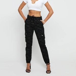 Relaxed Fit Techwear Women Joggers With Adjustable Buckles and