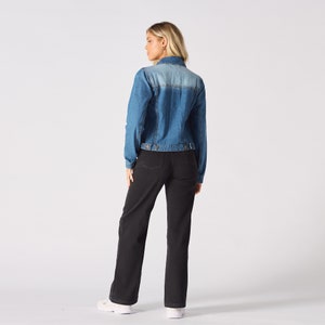 Jacket for Women Denim Trucker Mid Blue Wash Vintage Jacket Techwear Gift for Women zdjęcie 3