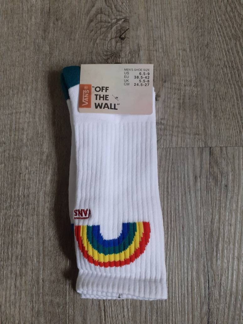 Defective Pedestrian can not see vans rainbow socks Cut wreath vacancy