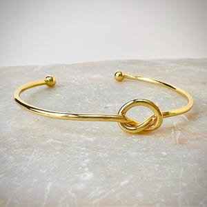Minimalist Knot Bracelet, Gold Infinity Cuff Bracelet, Dainty Stacking Bracelet for Women and Girls Friendship Bracelet Simple Golden Bangle