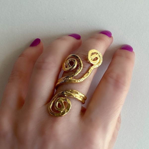 Golden Spiral Ring Hammered Texture Swirl Ring for Women Boho Wrap Ring Golden Celtic Jewelry for Her, Ethnic Statement Ring for Women