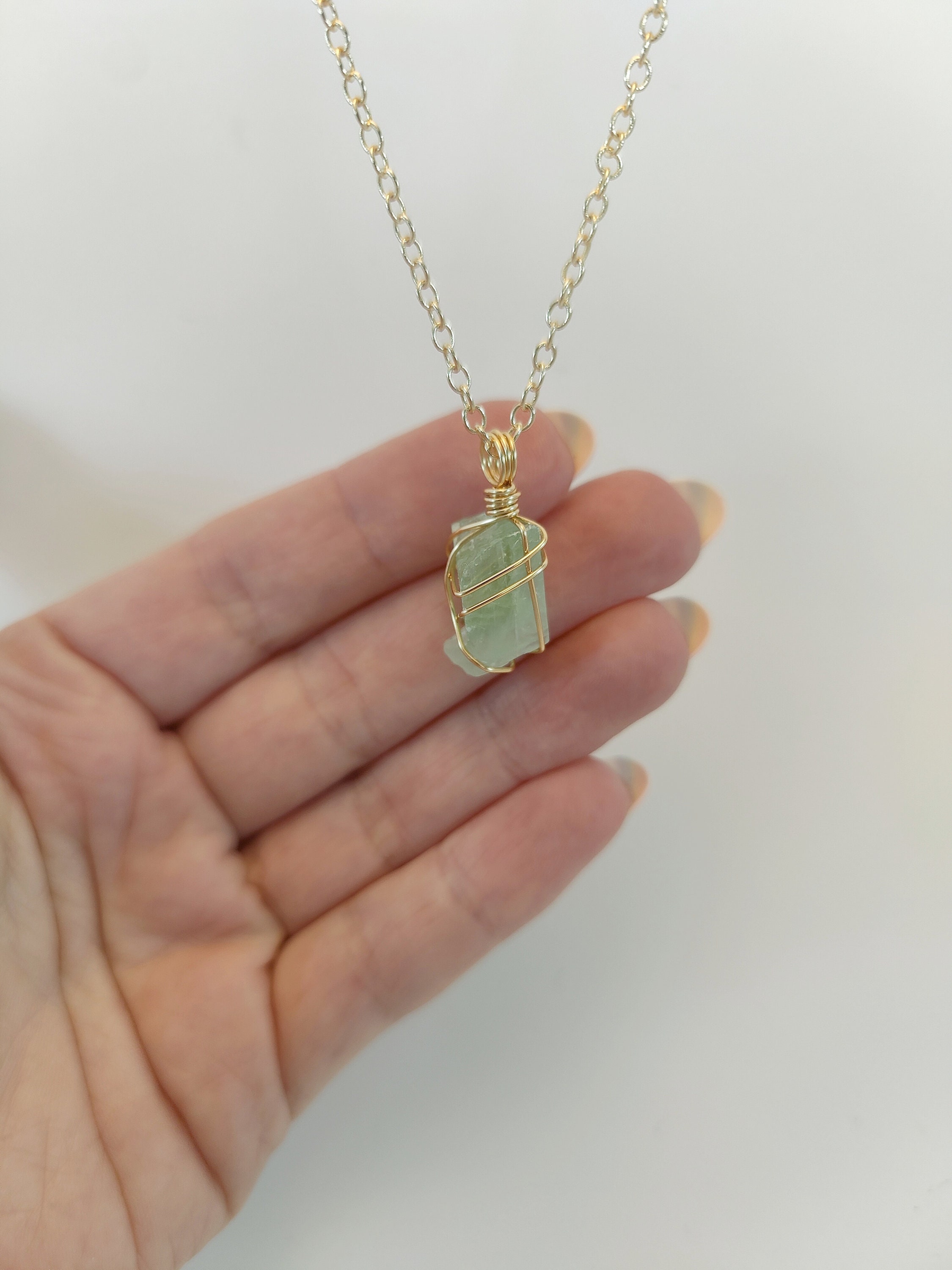 Green calcite deals necklace