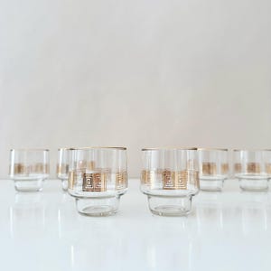 6 small vintage glasses with gold rim, juice glasses, water glasses, 60s