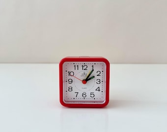 Meister Anker alarm clock, red alarm clock, travel alarm clock