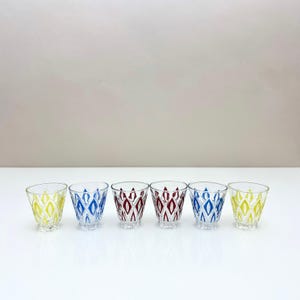 6 shot glasses VMC Reims France, diamond cut glasses, 70s