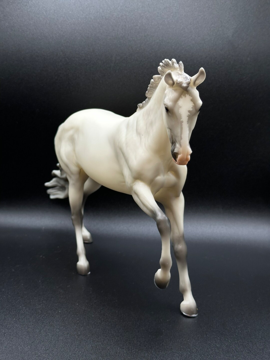 Breyer Horse 1806 Catch Me Grey Cantering Warmblood Hunter Etsy