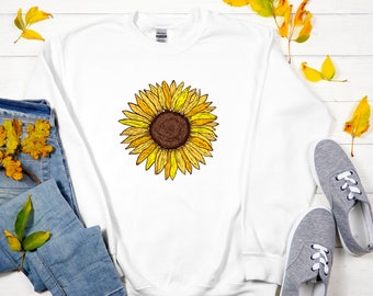 Sunflower Sweatshirt, Sunflower Shirt, Fall Sweatshirt, Botanical Sweatshirt, Nature Lover Shirt, Cute Women's Sweatshirt, Gift for Her