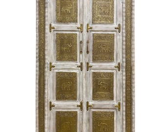 Schrank Vanita Indischer Schrank aus Mangoholz mit Schnitzerei und Brass Oriental Schlafzimmer Weiß Gold 180 cm