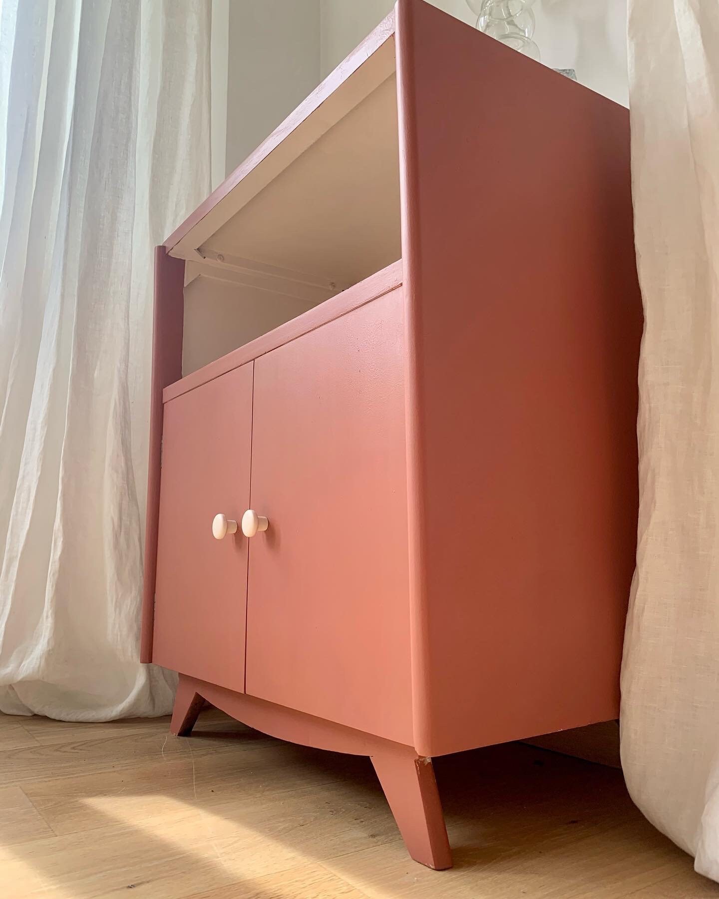 Joli Meuble Pied compas