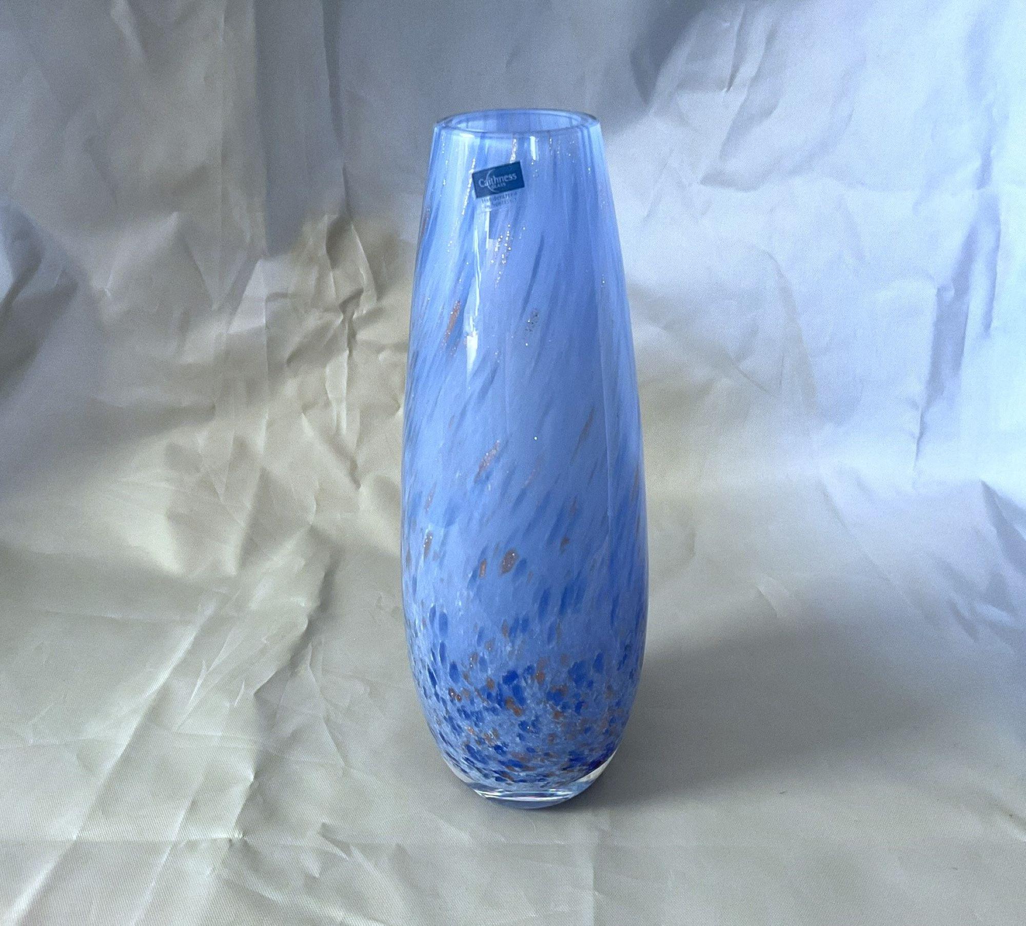 ケイスネス・アートガラス花瓶：スコットランドの手吹きブルーゴールド