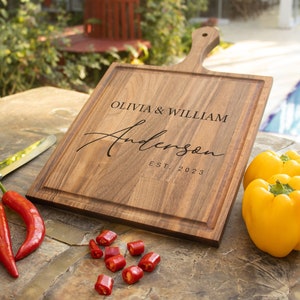 Charcuterie Board, Personalized Serving Board With Handle, Personalized Cheese Board, Engagement Gift, Bridal Shower Gift, Wedding Gift