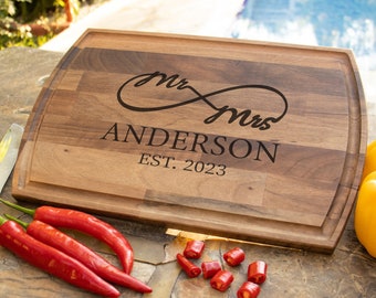 Couple Charcuterie Board, Couple Cutting Board, Personalized Wedding Gift, Gift for Couples, Newlywed Gift, Anniversary Gift, Kitchen Gift