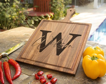 Custom Cutting Board, Personalized Serving Board With Handle, Monogrammed, Personalized Cheese Board, Engagement Gift, Bridal Shower Gift