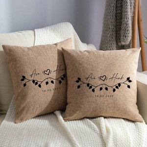 Gepersonaliseerde huwelijksgeschenken, gepersonaliseerd jute kussen, kussensloop bruiloft, kussensloop paar, kussen met naam koppel, cadeau voor koppels