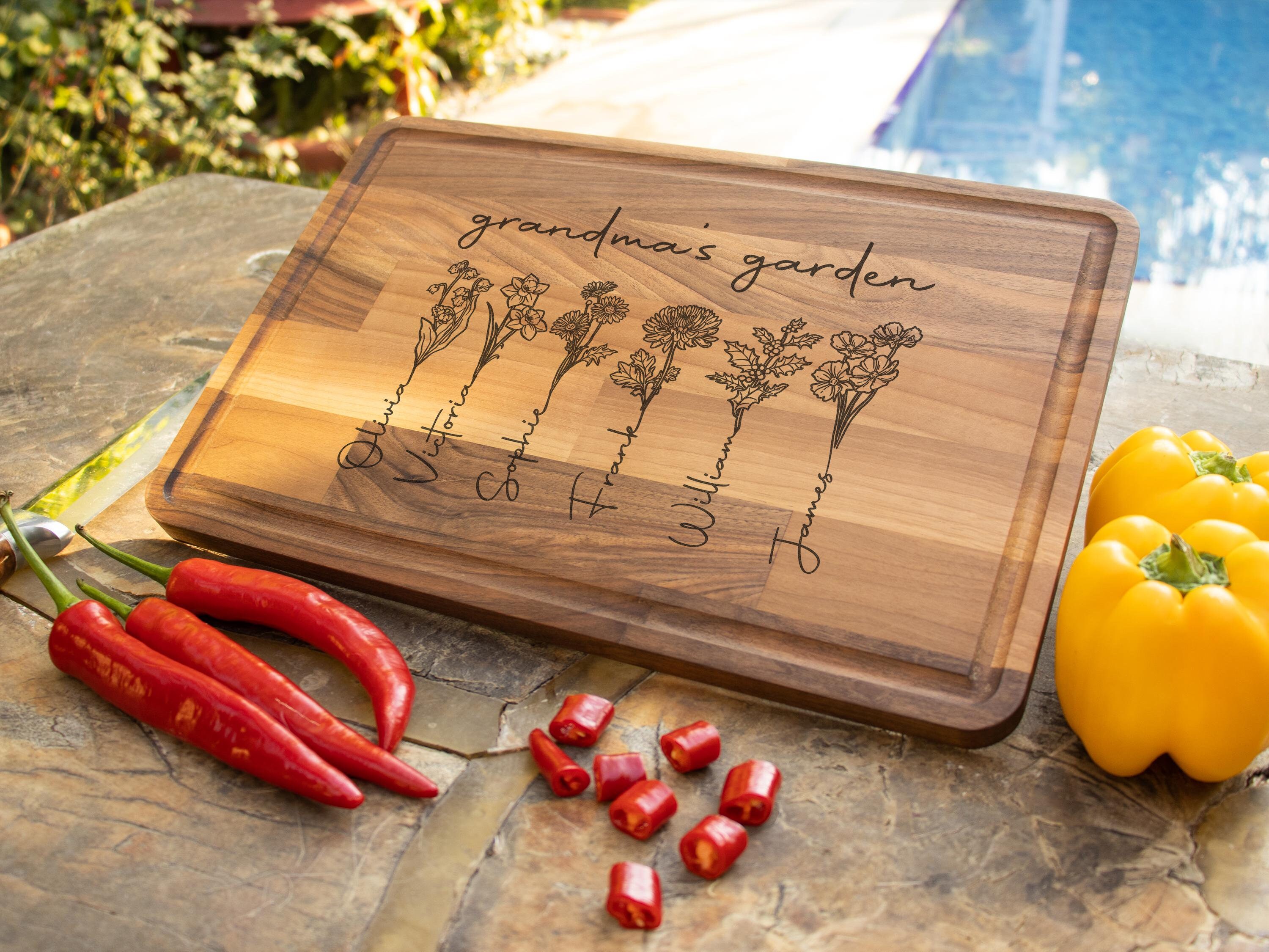 Custom Cutting Board, Grandma Cutting Board, Charcuterie Board, Engraved Cutting Board, Gift for Mom, Gift for Grandma, Gift for Nana