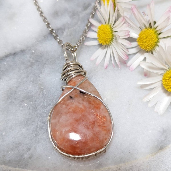 Colgante envuelto en sunstone