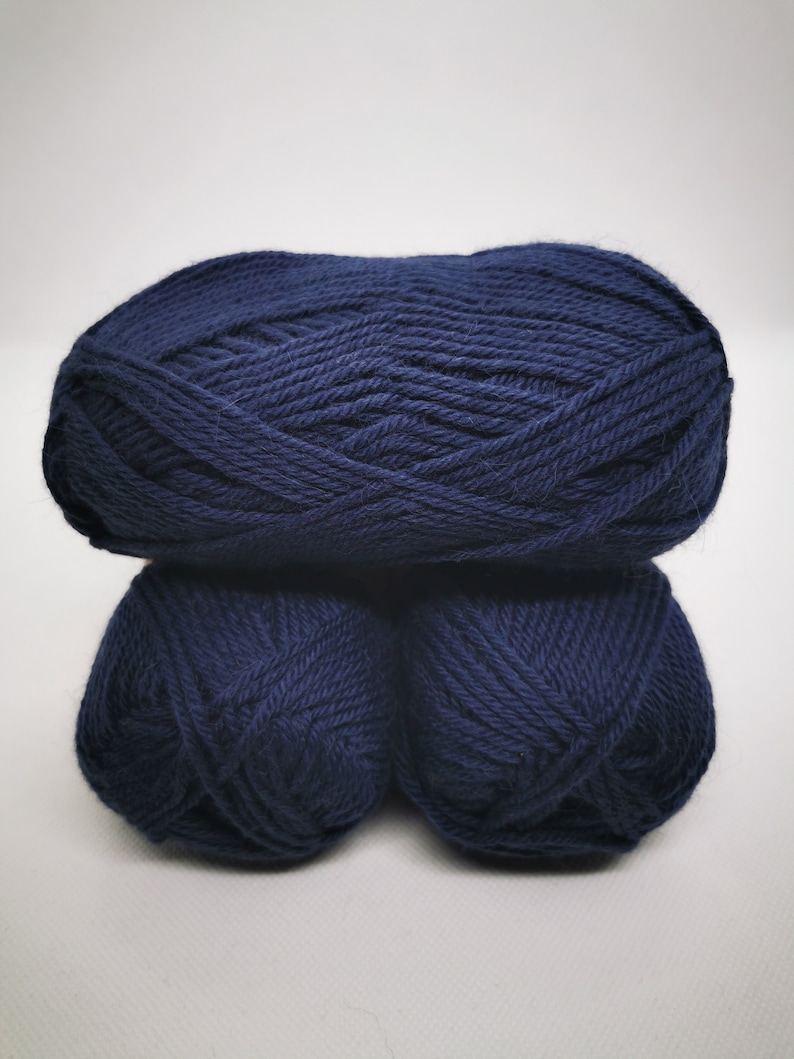 personalisierte gehäkelte weiche chunky Woll-Slippersocken Sofasocken Hüttensocken Hausschuhe, mit Alpakawolle in kräftigen Farben Indigo