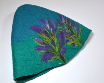 Blue and green sauna hat, made of felt