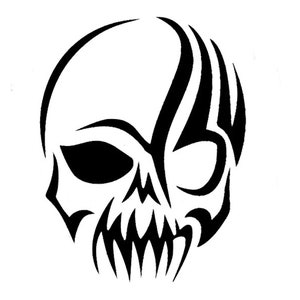 BW Tribal Skull