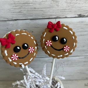 Faux Gingerbread Lollipop: Christmas Tiered Tray Decor
