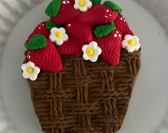 Strawberry Basket Faux Cookie – Handmade Summer Decor – Farmhouse Tier Tray Treat – Clay Dessert Display
