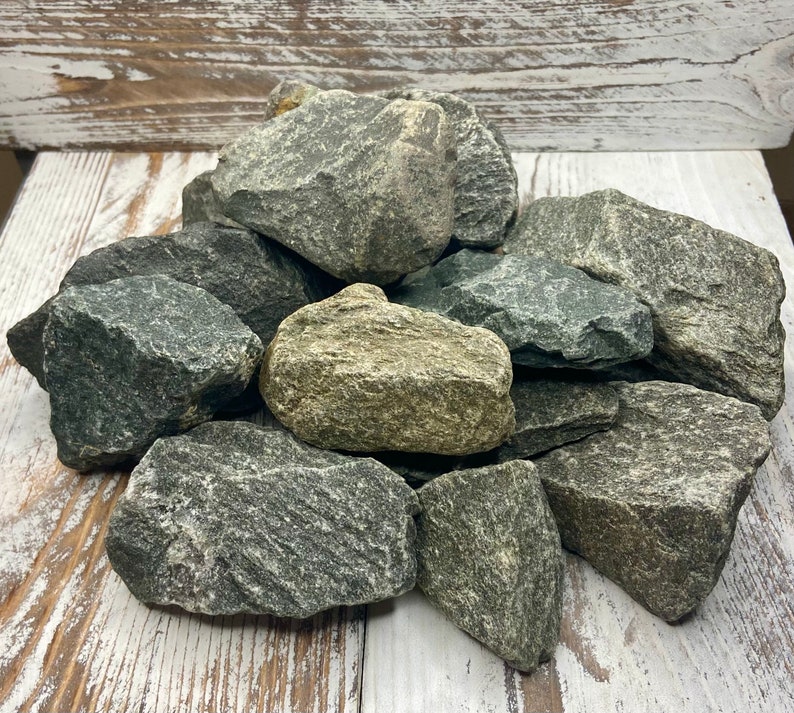 Black/red Rocks, Aquarium Rocks, Reptile Tank, Shrimp Tanks, Aquarium