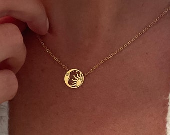 Fein gearbeitete Halskette Sonne und Mond, vergoldet 18k • minimalistisch • Individuelles Geschenk für Sie • Handgemachter Artikel