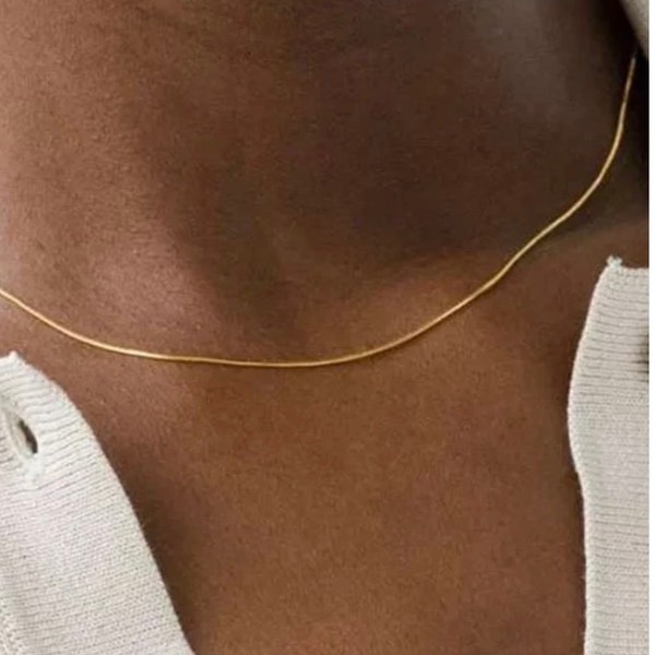 Choker Snake Halskette, Gold/Silber • Zierlich filigrane Goldkette für jede Gelegenheit •18k •  0,9mm •  Handgearbeitetes Werkstück
