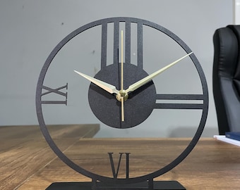 Reloj de escritorio moderno de metal negro con números romanos, reloj de sobremesa de regalo, reloj minimalista de oficina, reloj de mesa silencioso geométrico único.