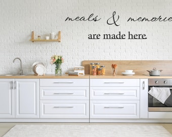 Meals and Memories are Made Here Metal Wall Sign, Farmhouse Kitchen Large Sign Decor, Cozy Kitchen Wall Decor, Dining Room Family Love Sign