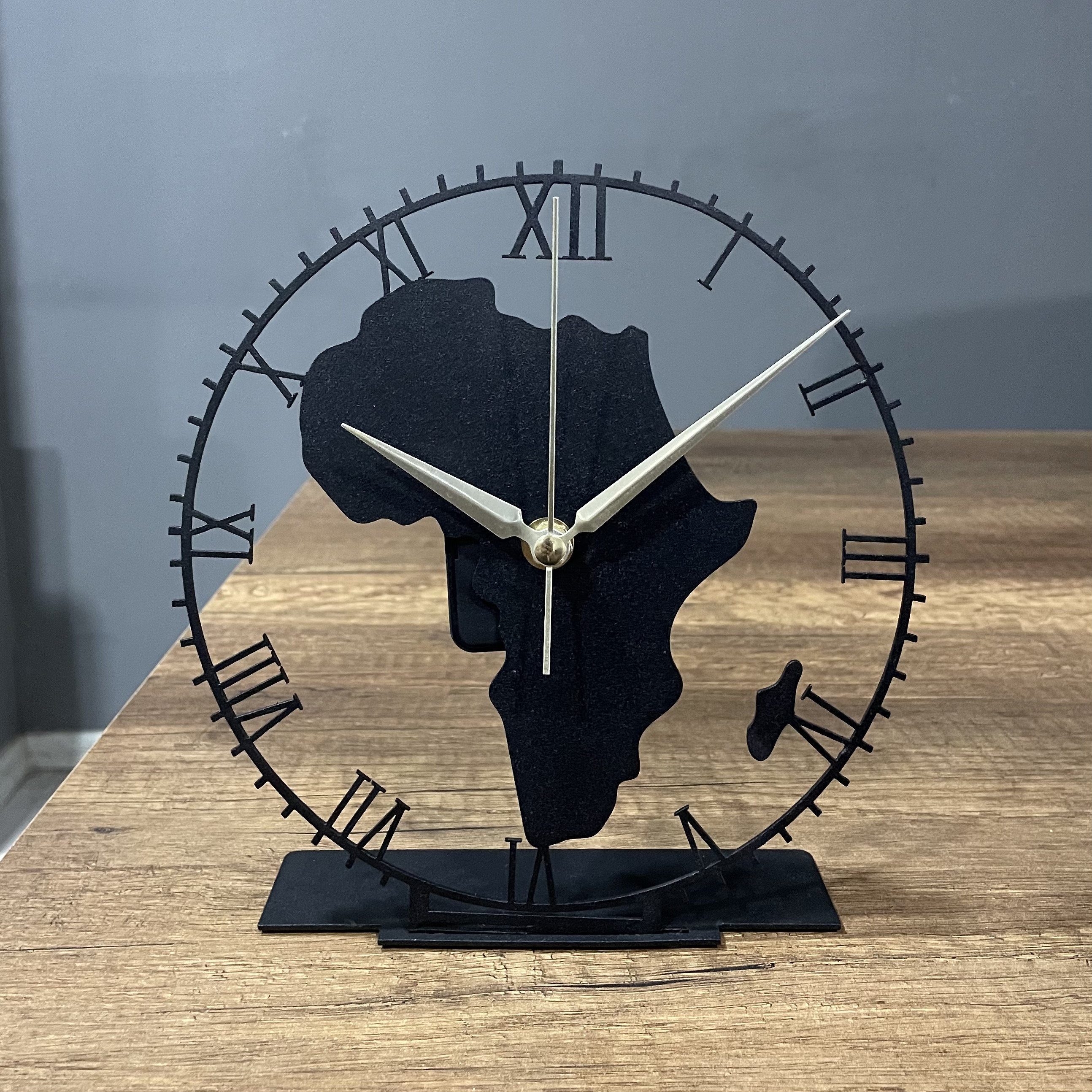 Metal Africa Map Tabletop Clock, Black 3D Table Clock,africa
