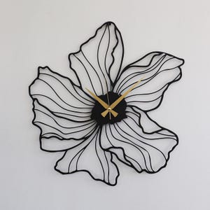 Ginkgo Flower Metal Wall Clock, Ginkgo Leaves Clock, Floral Design Wall Clock, Large Silent Wall Clock, Modern Clock, Leaf Design Wall Clock