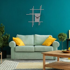 Metal Wall Clock, Minimalist Silent Wall Clock, Unique Home Decor, Modern Large Wall Clock,Abstract Design Clock Art for Wall,Horloge Murale Silver