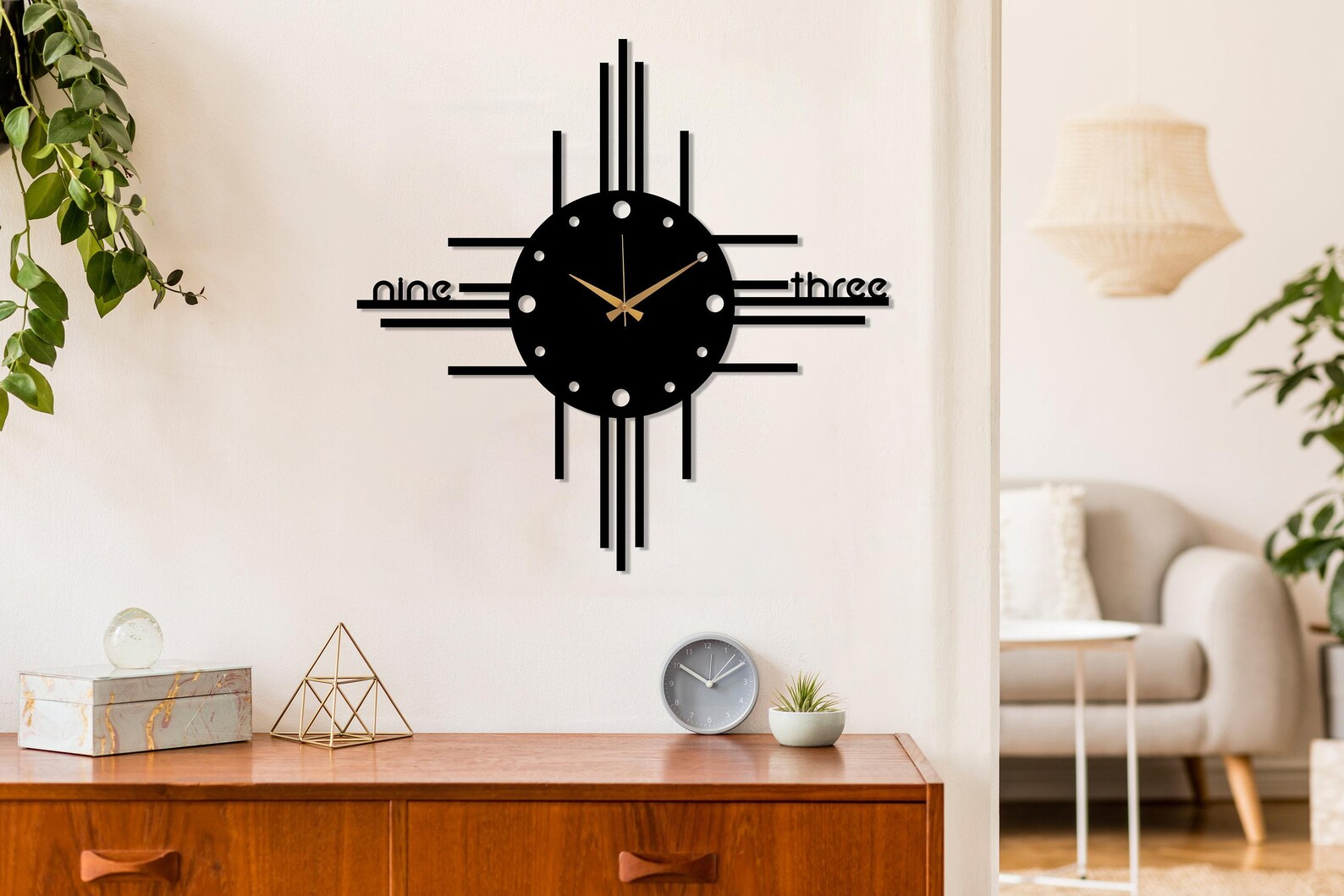Minimalist Metal Wall Clock, Modern Wall Clock Art, Unique Design Wall ...