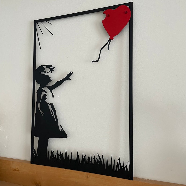 BANKSY Balloon Girl Metal Wall Art, Banksy Girl con globo, gran arte de graffiti Banksy, decoración moderna de la pared para la sala de estar, decoración del hogar imagen 2