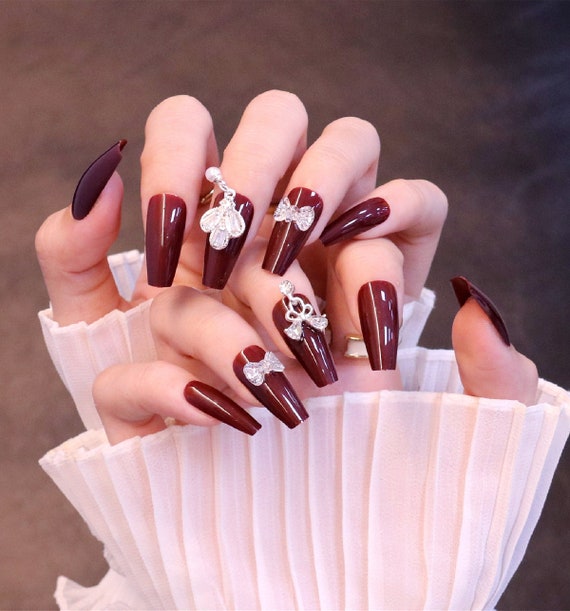 2022 Glossy Maroon With Butterfly Press on Nails Long Coffin