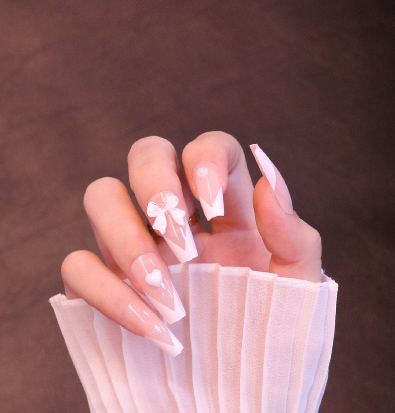 56 Best Korean Press on Nail Designs for every occasion - atinydreamer