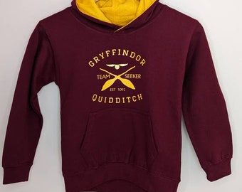 Etsy quidditch team gryffindor Hogwarts -