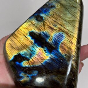 Stunning Labradorite Freeform