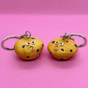 Cute Muffin Keychain | kawaii keychain, clay food keychain, funny face food keychain, cute gift idea, unique gift, bag accessory