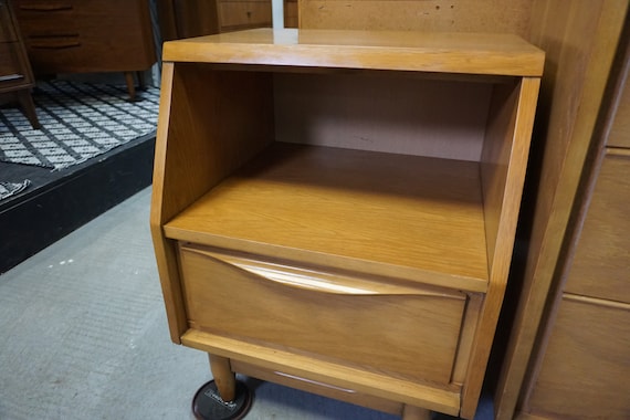Huntley mid century dresser deals