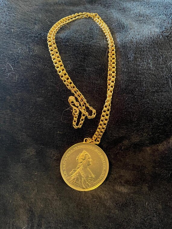 Vintage Gold KJL Kenneth Jay Lane 