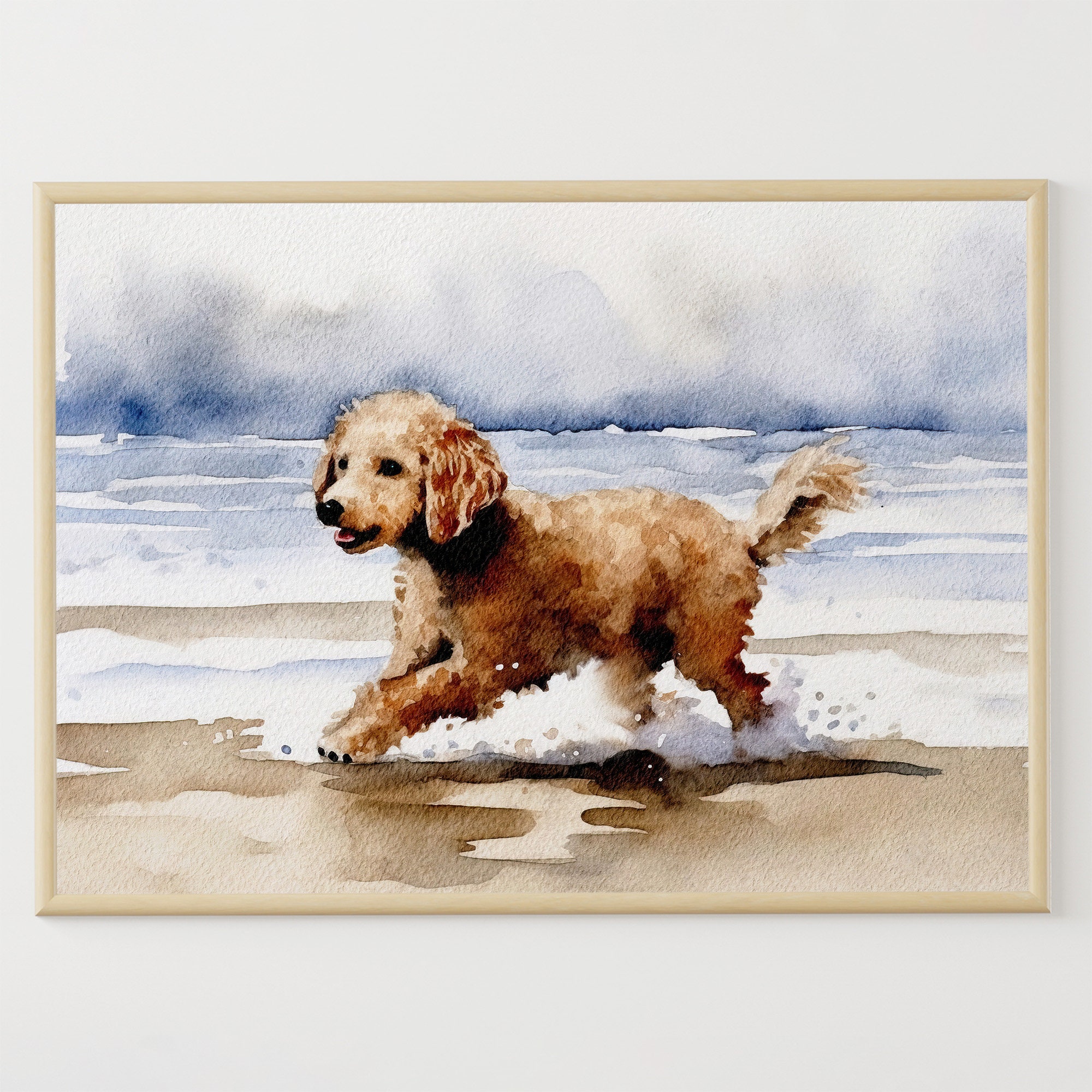 犬の水彩画 プードルの水彩画：ビーチを走る犬、海の壁アート - Etsy 日本