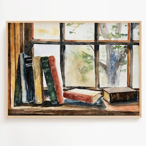 Puede incluir: Una pintura de acuarela de una ventana con vista a los &aacute;rboles y una pila de libros en un alf&eacute;izar de la ventana. Los libros son de varios tonos de marr&oacute;n, verde y rojo.