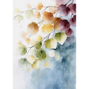 Könnte beinhalten: Aquarellmalerei von Ästen mit bunten Blättern. Die Blätter gehen von Grün über Gelb, Orange bis zu tiefem Rot über. Der Hintergrund zeigt eine weiche Blau-Weiß-Waschung, die eine ruhige und künstlerische Komposition erzeugt.