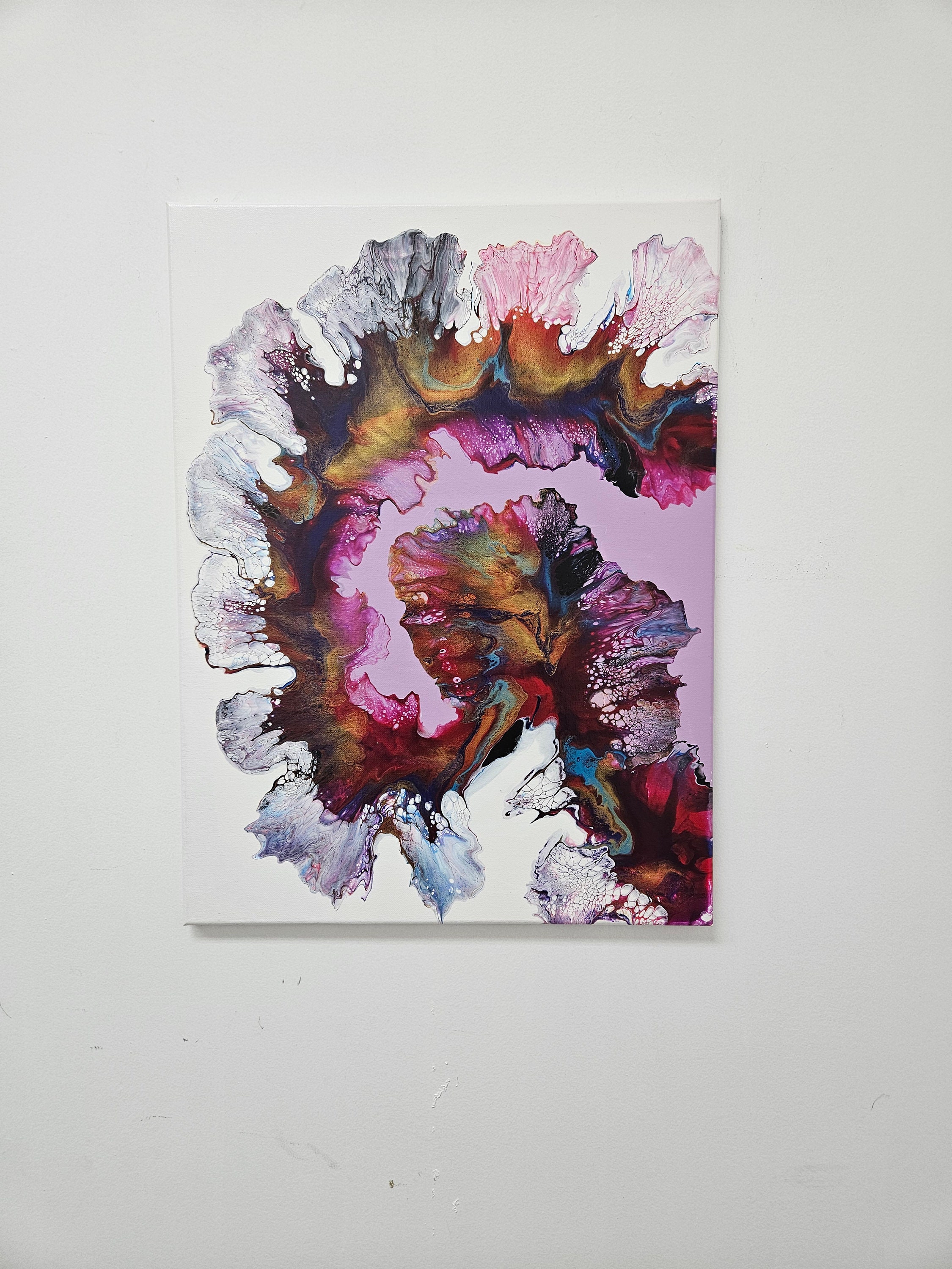キャンバスに描かれたアクリル画 18