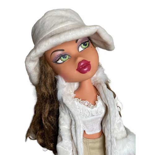 Vintage 2003 BRATZ Yasmin Limited Edition Collectors Doll 24