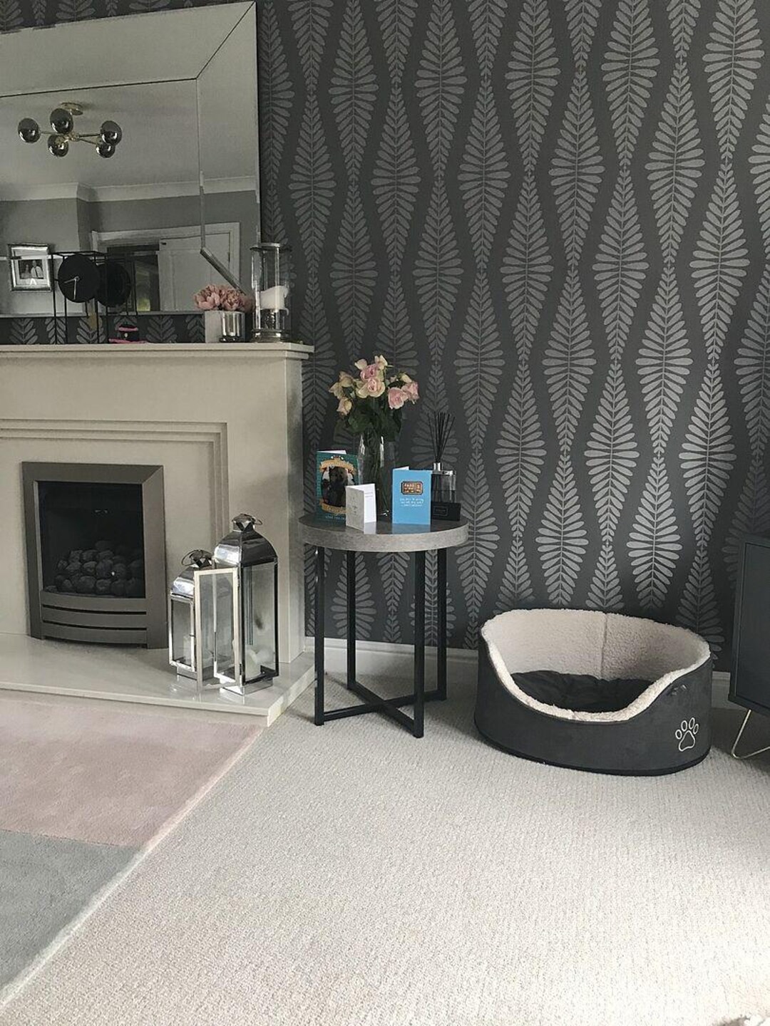 Modern Concrete Look Side Table Industrial Round Accent Table for