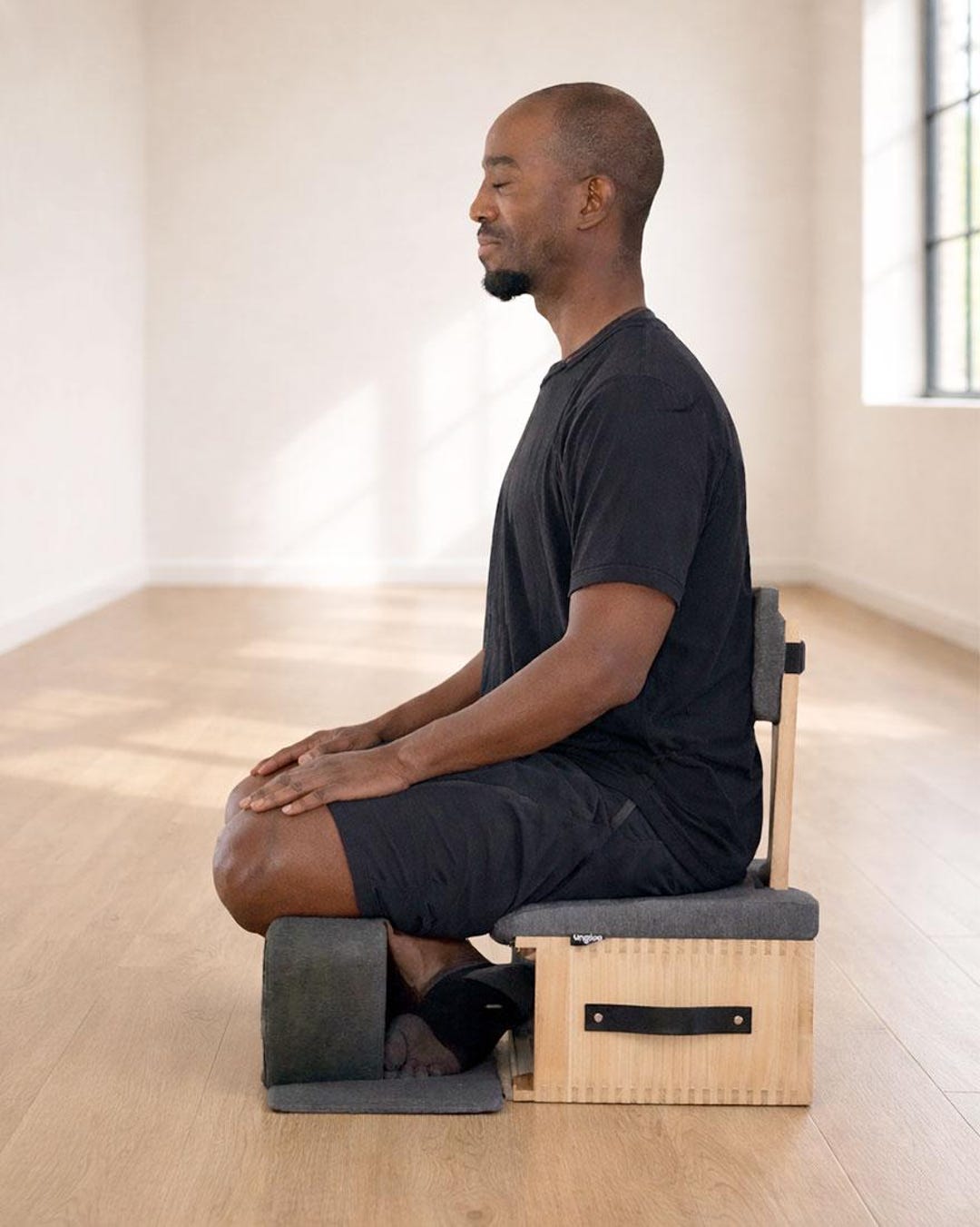 Posture Support Meditation Chair With Backrest, Hip and Knee
